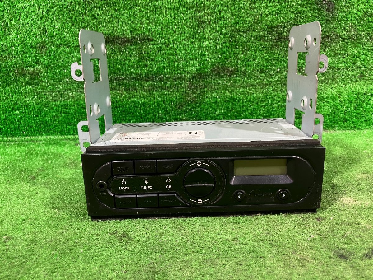 新S管理74478 H27 ランサーカーゴ CVY12】★ラジオ チューナー FM/AM AUX機能有★動作確認OK 日産パーツNO:28013 JJ50A モデル RP-9474P-A拍卖