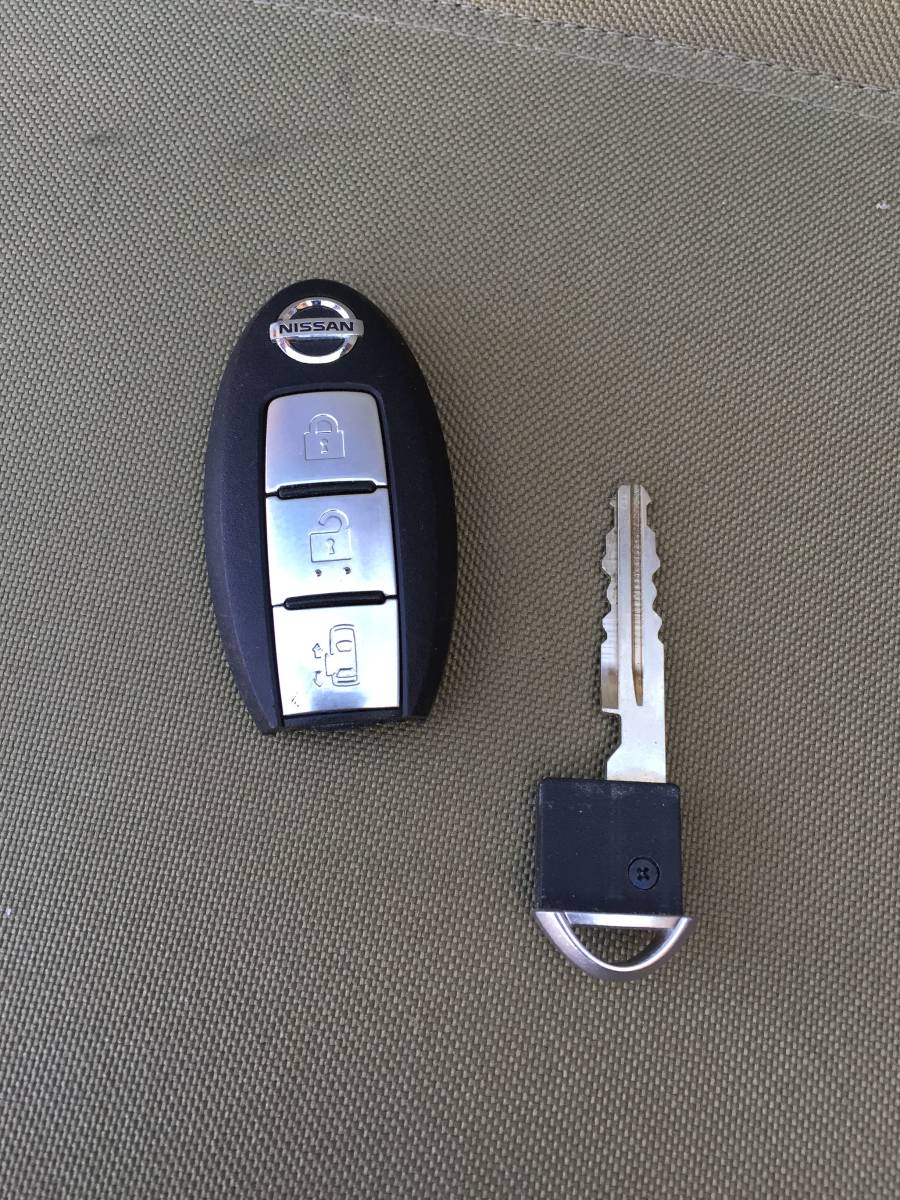 日産 ニッサン 純正 インテリジェントキー キーレス リモコン スマートキー 3ボタン 片側スライド 同梱可能・定形外発送 ①拍卖