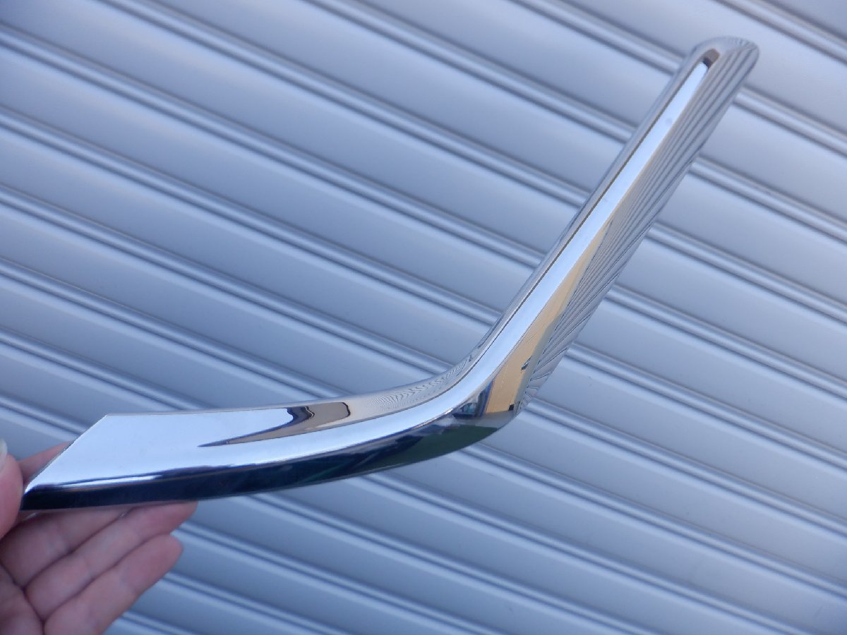 新車外し トヨタ純正 TAHA40W TAHA45W AAHH40W AAHH45W 40 アルファード フォグランプ フォグカバー 右側 運転席 52712-V2040 m-23-11-699拍卖