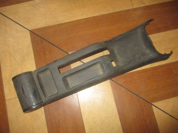 ■フォルクスワーゲン ボーラ センターコンソール 中古 1J0863323 部品取あり カバー トリム 内張り ゴルフ4 ■拍卖