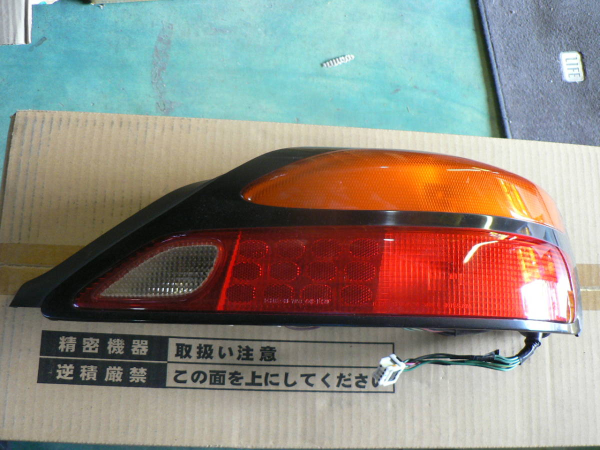 S15 シルビア スペックR 純正テールライト 右 ICHIKOH 7453 OR-1339拍卖