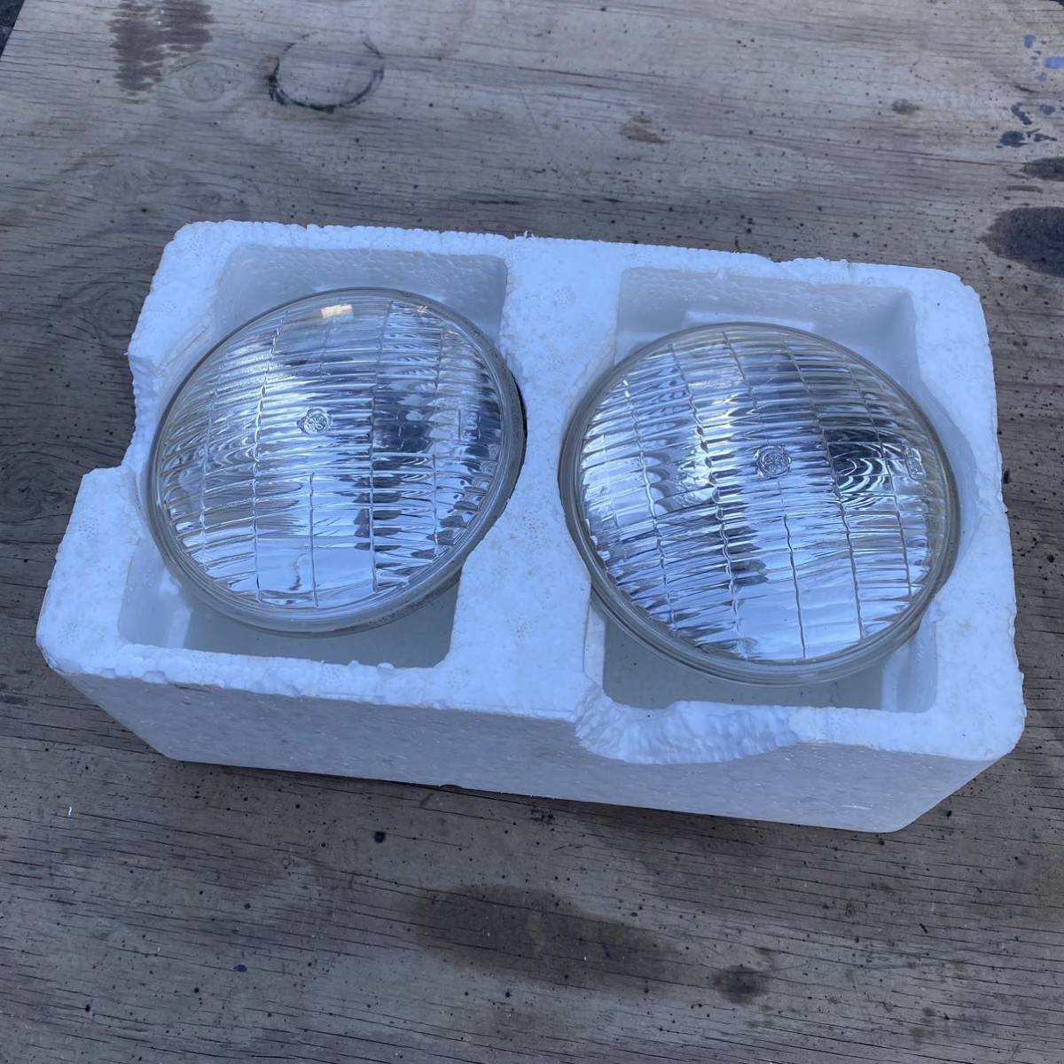 USA シールドビーム 点灯確認OK フォグランプ レンズ 12V 外径約160mm. 詳細不明 ハロゲン拍卖