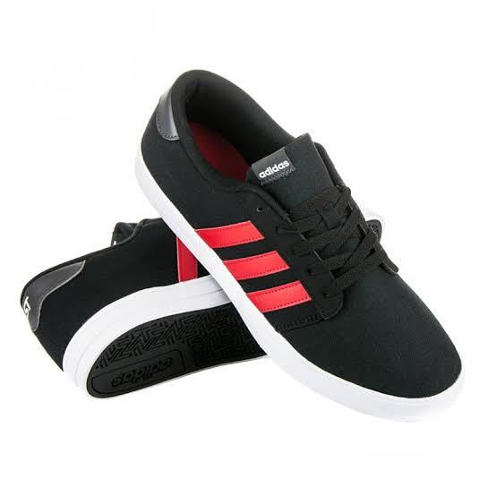 アディダス スニーカー SKATE VS 27.5cm 未使用 B74538拍卖