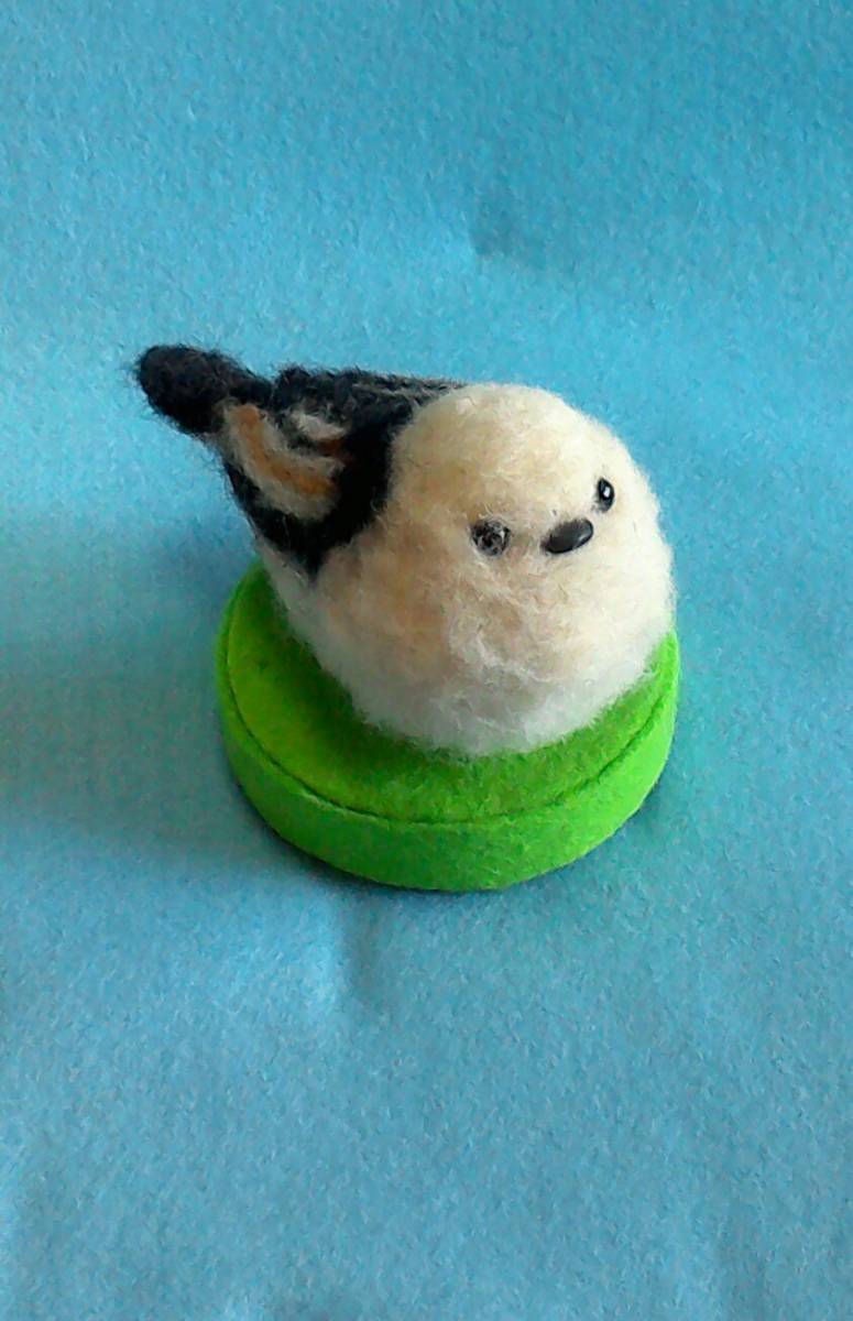 可愛い冬の妖精シマエナガちゃん(ハンドメイド)拍卖