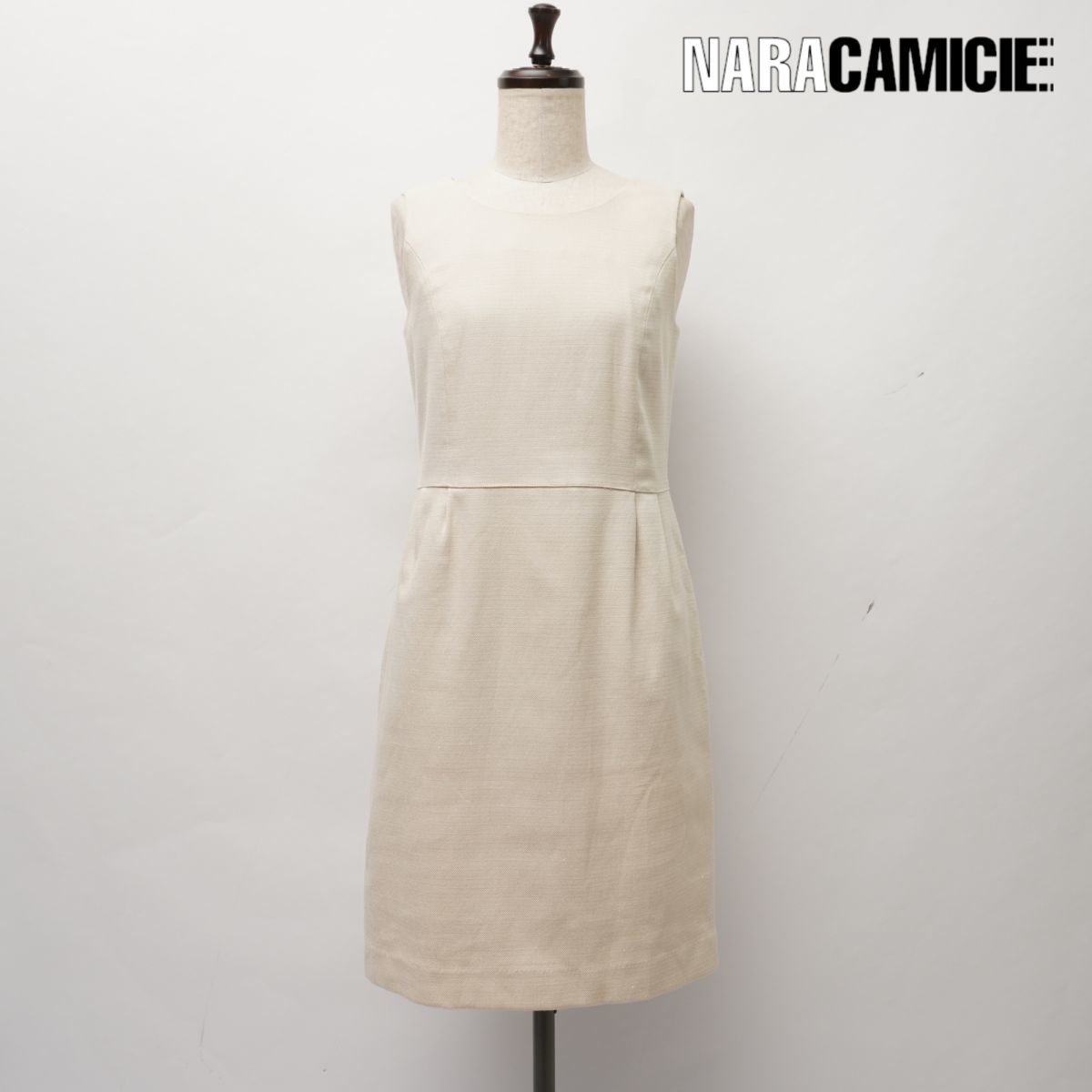 NARACAMICIE ナラカミーチェ ノースリーブタックフレアワンピース 膝丈 裏地あり ラメ レディース ベージュ サイズ1*JC1635拍卖