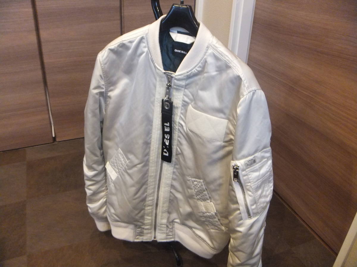 ★ DIESEL(ディーゼル) MA-1ブルゾン ボンバージャケット フライトジャケット ホワイト系 S ★拍卖