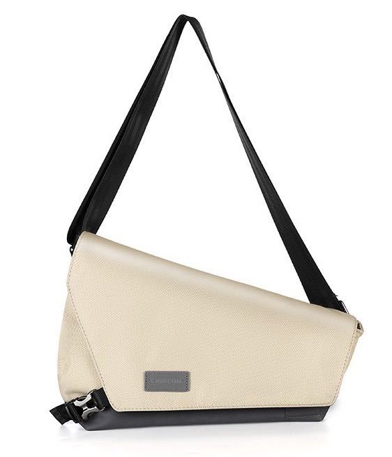 ショルダーバッグ メッセンジャーバッグ メンズ スポーティー カジュアル 送料無料 新品 カーキ拍卖