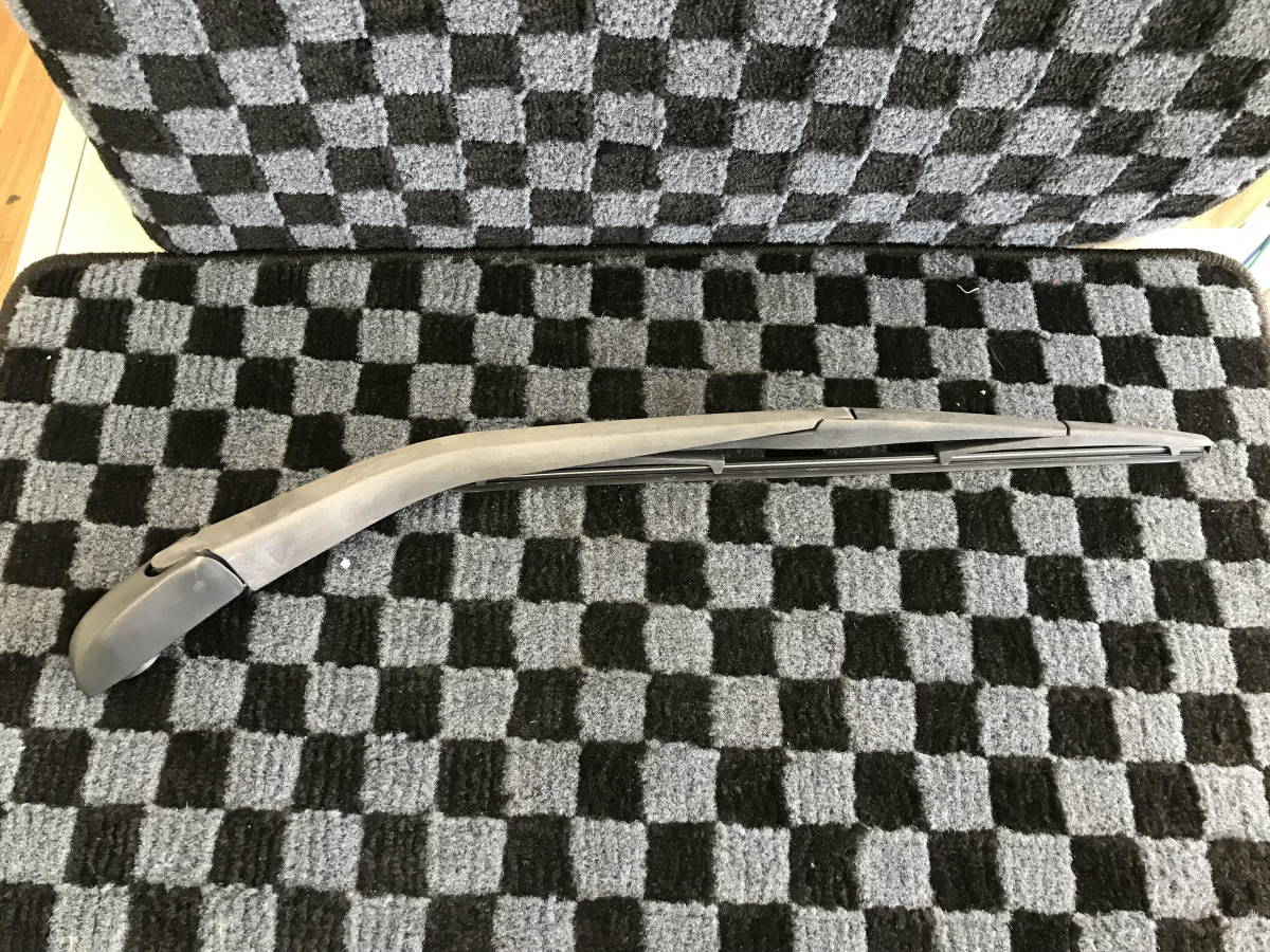 □□2312-109A スタート即決!トヨタ zvw30 純正 30プリウス リアワイパーアーム ワイパー ブレード拍卖