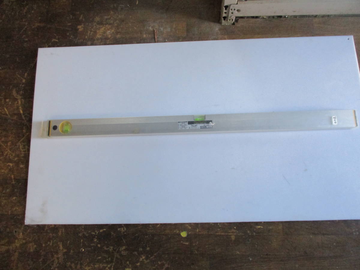 水平器 アルミスーパーレベル 900ミリ マグネット無し メーカー エビス 1本で¥2000 お引き取りのみ対応 拍卖