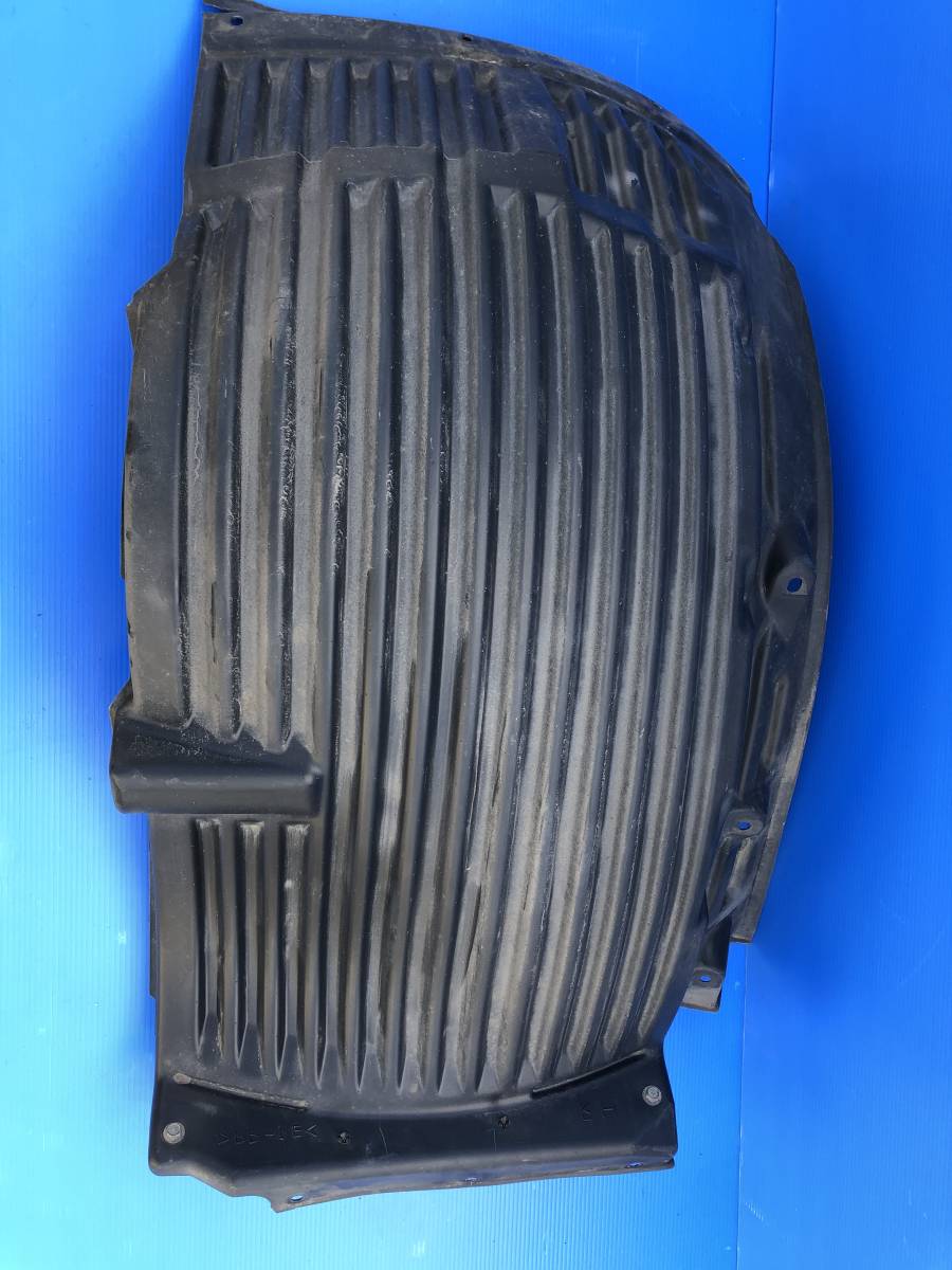 1B095I 三菱ふそう スーパーグレート QKG-FU54VZ  泥除け マッドガード 右 運転席側拍卖