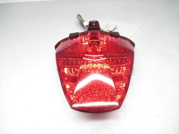 C2R5-1127 ホンダ CBR250R ABS テールランプ テールレンズ 純正品 【MC41-100*** 2011年式 前期 動画有】拍卖