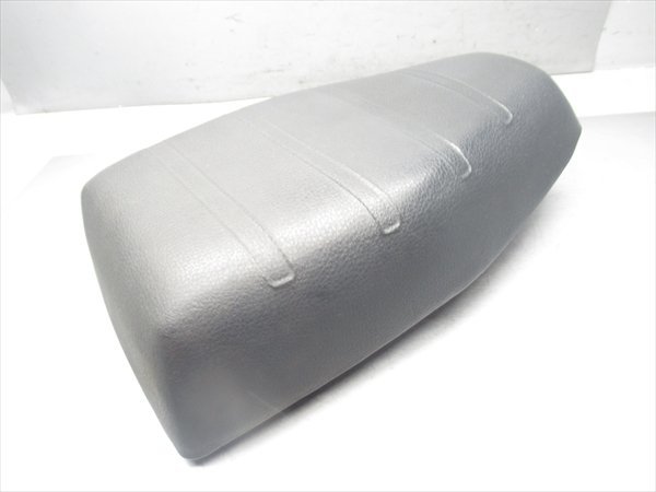 D2R5-1201 ホンダ ジャイロX 4st Fi車 シート メインシート 純正品 【TD02-110~ NJ50MDB 動画有】拍卖