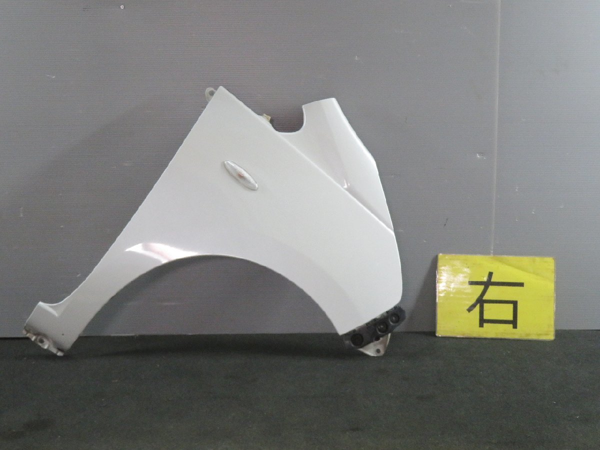 【即決! 即日発送可】ステラ DBA-LA100F 純正 ★良品 フロント フェンダー パネル 右 運転席側 W24 中古 11453拍卖