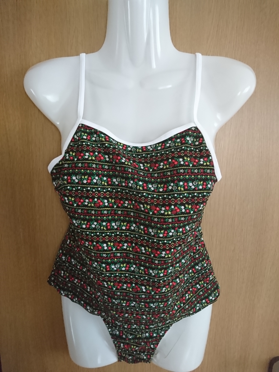 ☆BEACH DREAM☆黒系☆小花柄のタンキニ水着2点セット☆サイズ11L☆全日本婦人子供服工業組合連合会☆拍卖