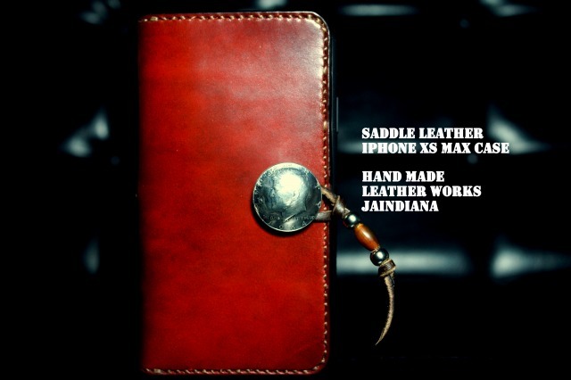 iPhoneXS MAXケース ビンテージ染めバーガンディー シルバーコンチョ(iPhone12/12mini/iPhone13/iPhone13pro.mini仕様での製作も可)拍卖