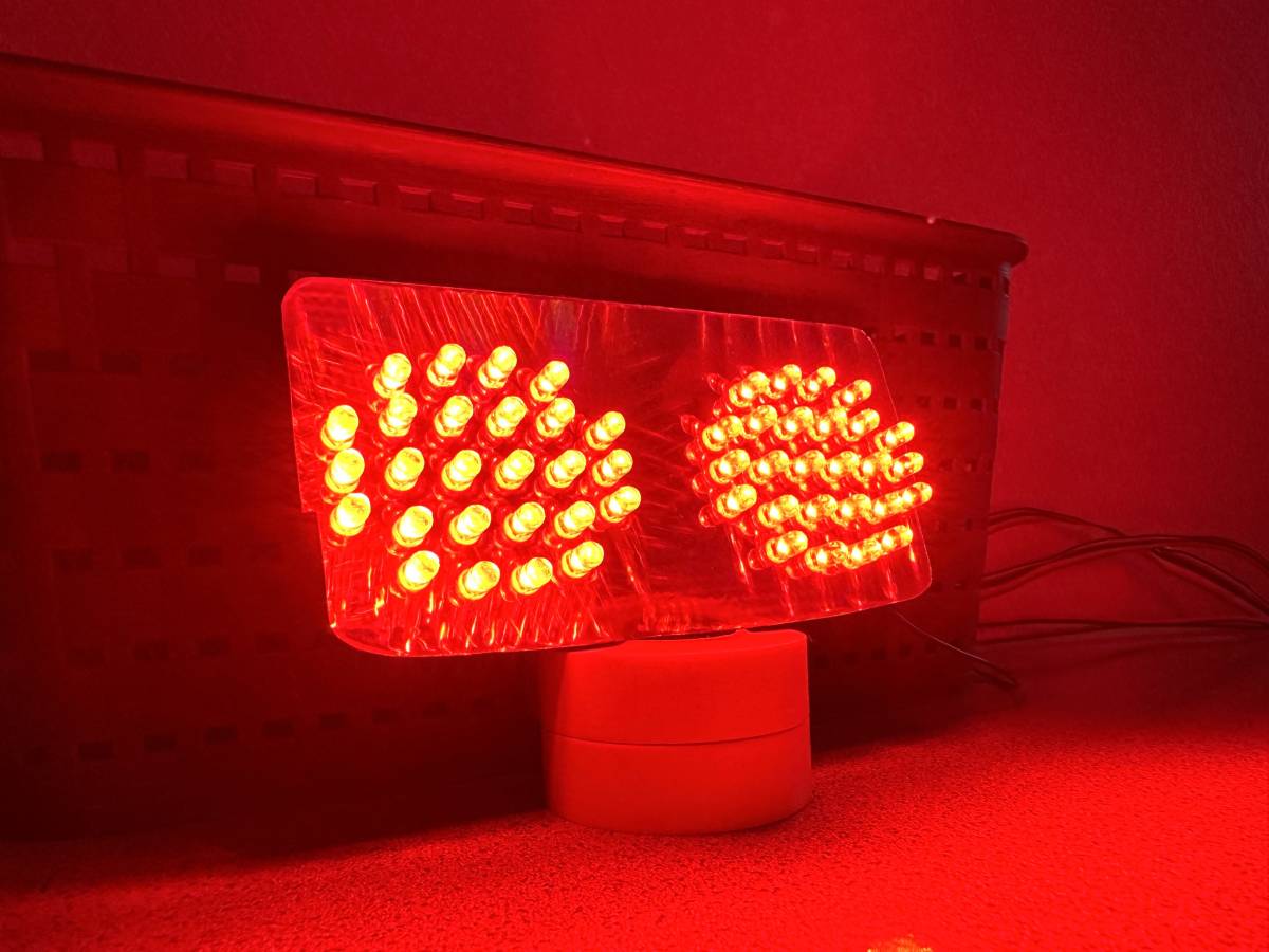 YZF -R 1("98~99")(4XV)☆テールランプLEDユニット☆超爆光40発!拍卖