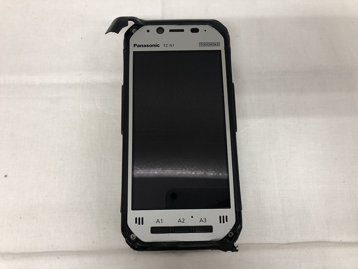 中古■Panasonic TOUGHPAD FZ-N1 au版★FZ-N1CKLAAZJ★本体のみ★外装痛み★送料無料拍卖