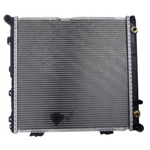 正規純正OEM Mercedes-Benz ベンツ Eクラス W124 ラジエター 200CE 220CE 220E 220TE E200 E220 1245006303 124-500-6303拍卖