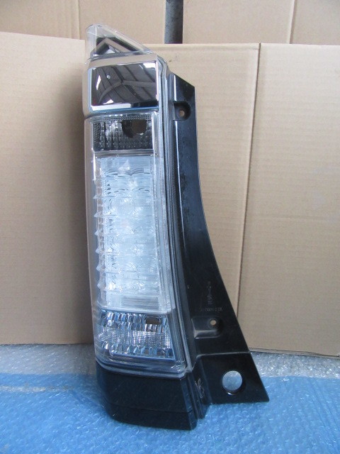 JF1 JF2 N-BOX NBOX Nボックス エムボックス 左テールランプ テール左レンズ テールライト左 純正 ICHIKOH D106 HONDA N-BOX拍卖