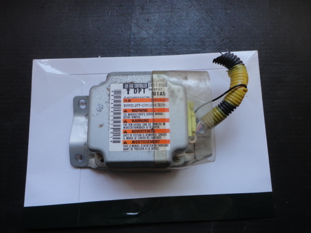 スズキ用 エアバッグ エアーバック エアバック コンピュータ コントローラー 純正 JB23W ジムニー ワゴンR スイフト JIMNY拍卖