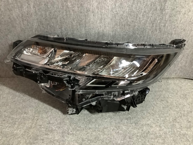 4539-G1 ノア MZRA90W ヘッドライト LED 左 ☆拍卖