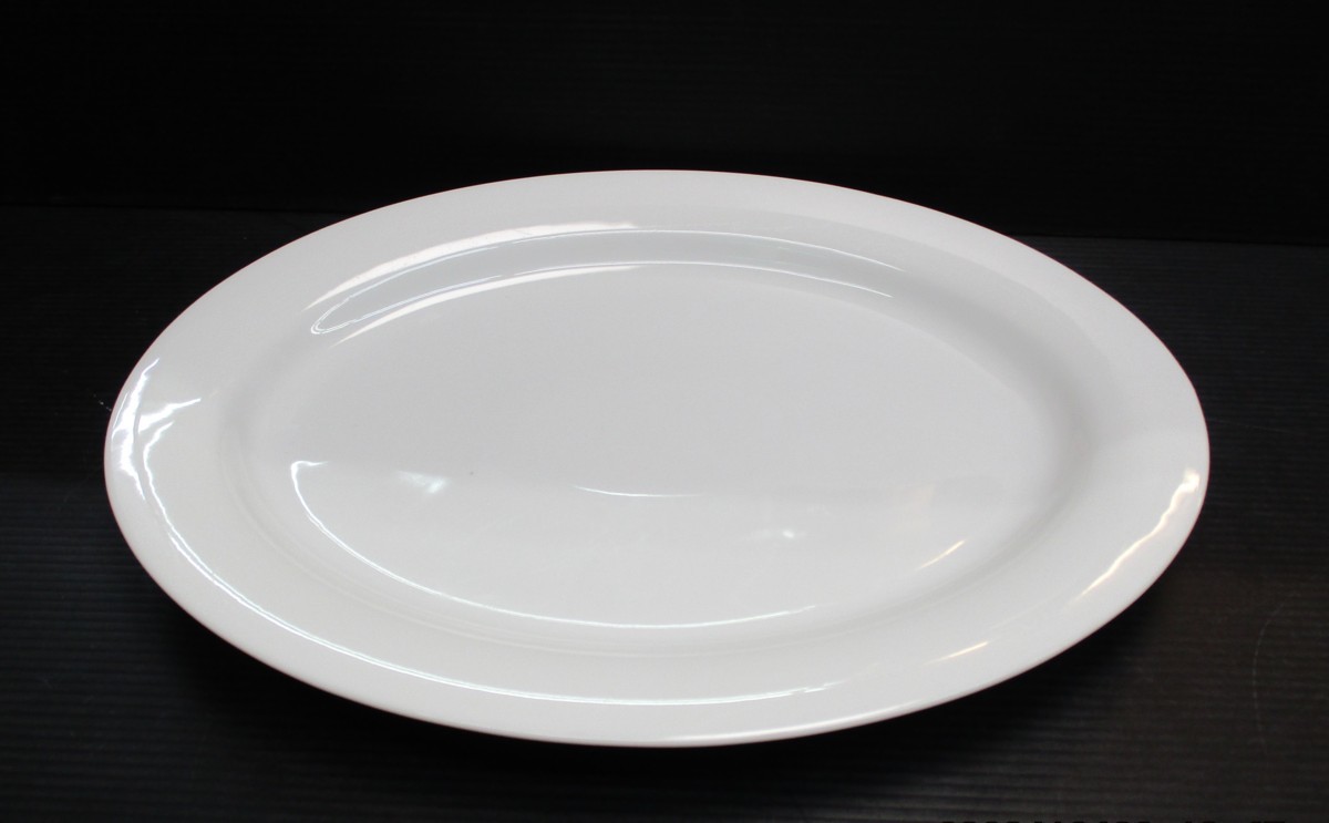 ★ 85352 大皿 楕円 幅43x 奥行32 x 高さ3.5cm ホワイト 白 業務用 中華大皿 中古 ★*拍卖
