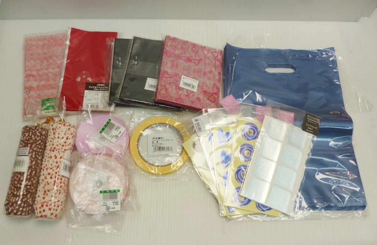 ★ 83216 ラッピング 16点セット 【 ラッピング袋 / 手提げ袋 / リボン / テープ / カップ / シール 】 ラッピング用品 未使用/中古 ★*拍卖