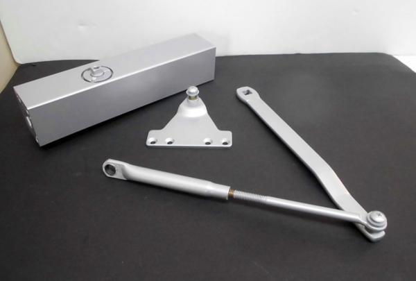 ★ 66978 NEW STAR ドアクローザー シルバー ストップなし 7000シリーズ 日本ドアチェック ASP7002Z90 ドア 建築材料 住宅設備 未使用 ★*拍卖