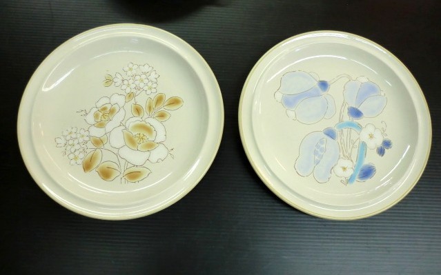 ★ 78923 ストーンウェア ディナープレート 「 花 」2枚 YAMAKA / OCALA φ27.3cm オーブンOK パスタプレート プレート 大皿 中古 ★*拍卖