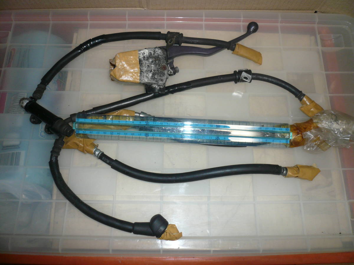 ヤマハ ブレーキ マスターシリンダー ホース セパレーター 当時物 ヤマハ 純正 本物 希少品 セット 当時物希少素人長期保管品拍卖