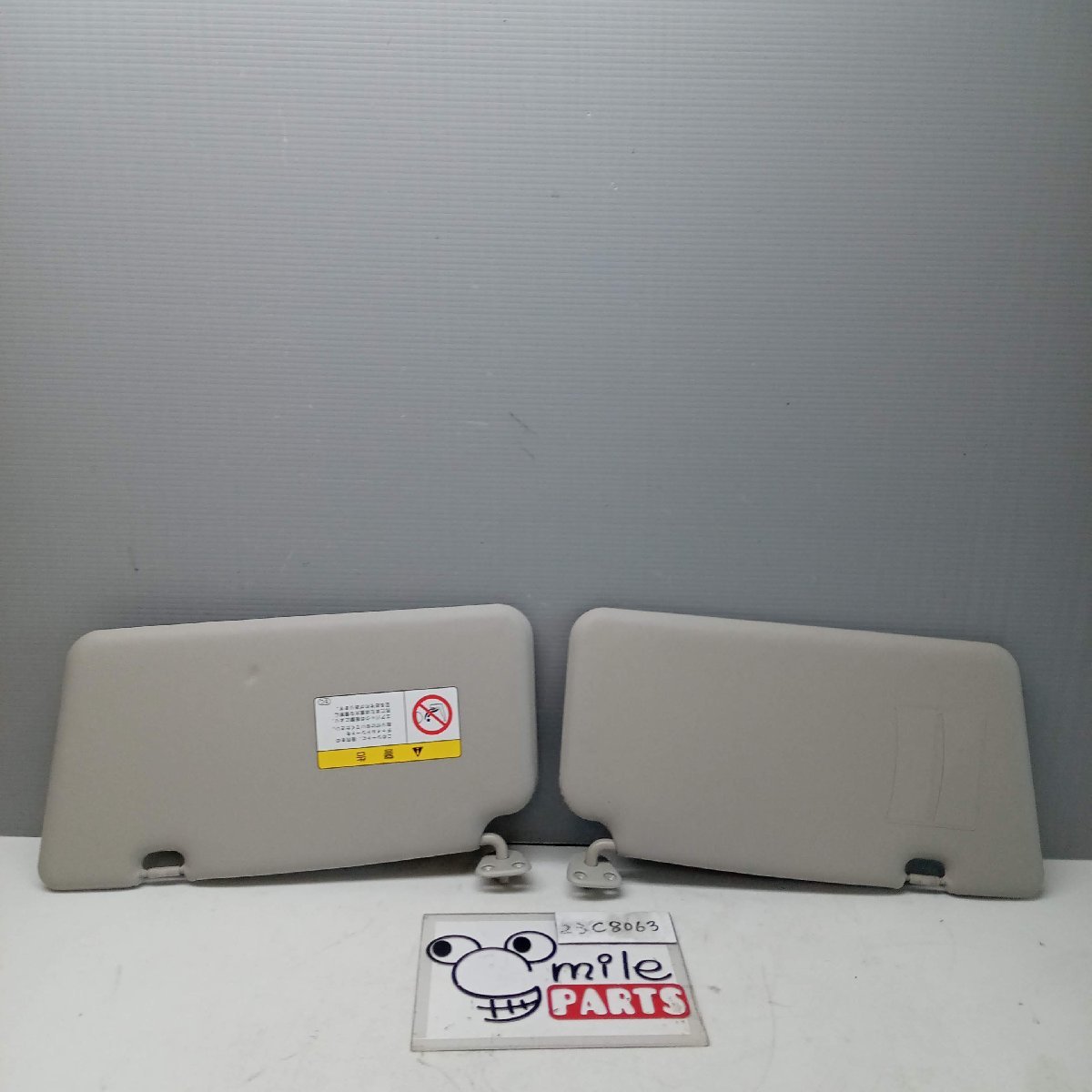 L375S/L385S タント 純正 運転席助手席サンバイザー 2Z3-15-6/23C8063*同梱不可拍卖