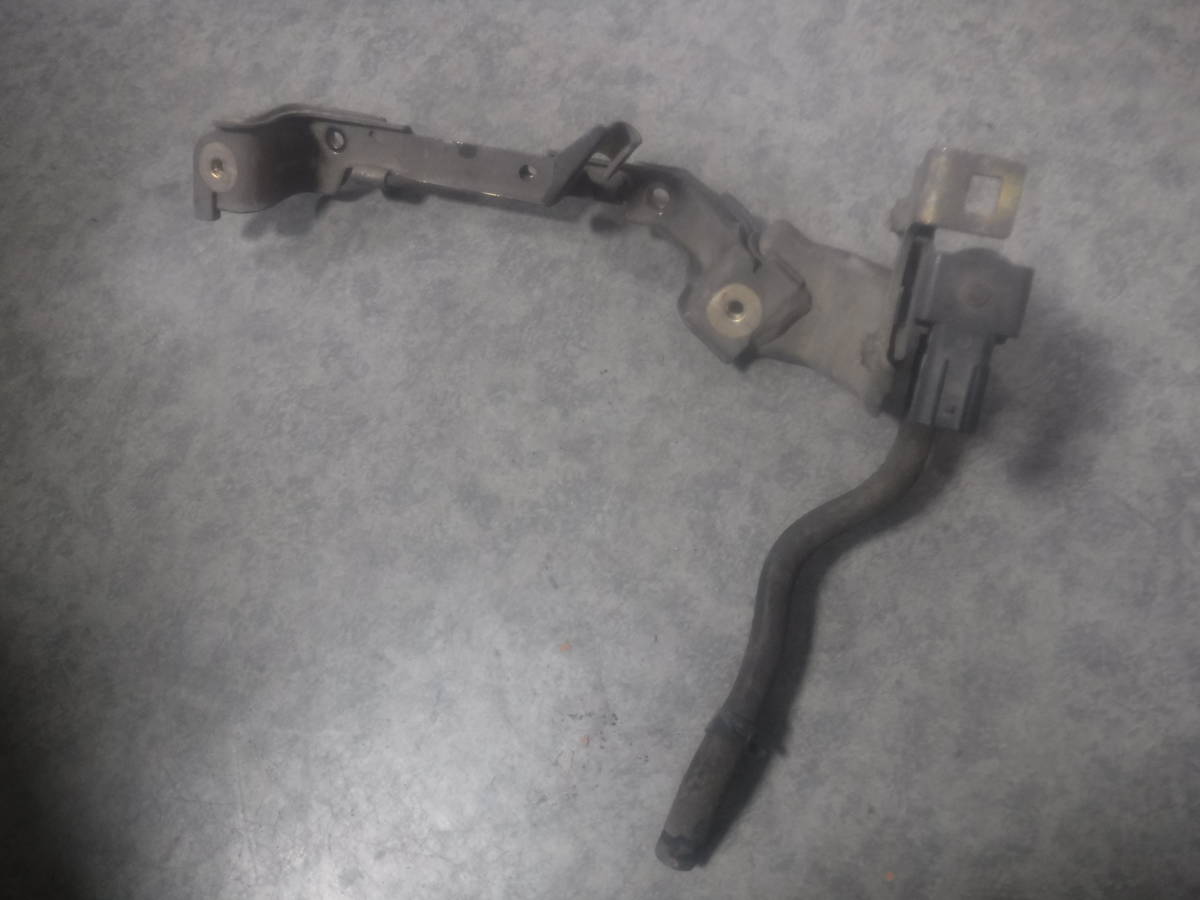 LIFEライフJB1ソレノイドバルブVSVバキューム スイッチング コントロール電磁ソレノイドJB2パージバルブE07Zソレノイドバルヴ136200-2520拍卖