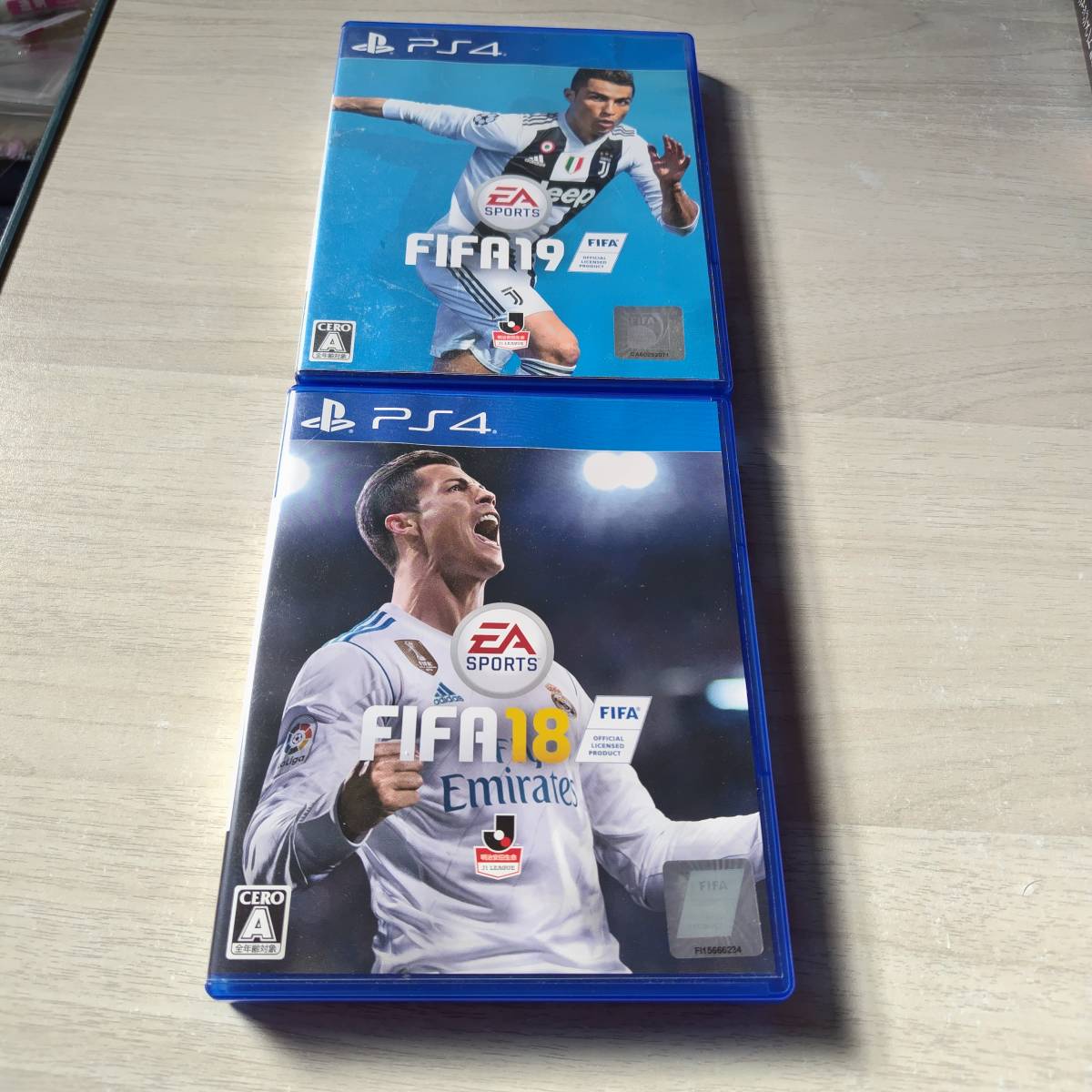 ◯PS4 FIFA 18 FIFA 19  何本でも同梱OK◯拍卖