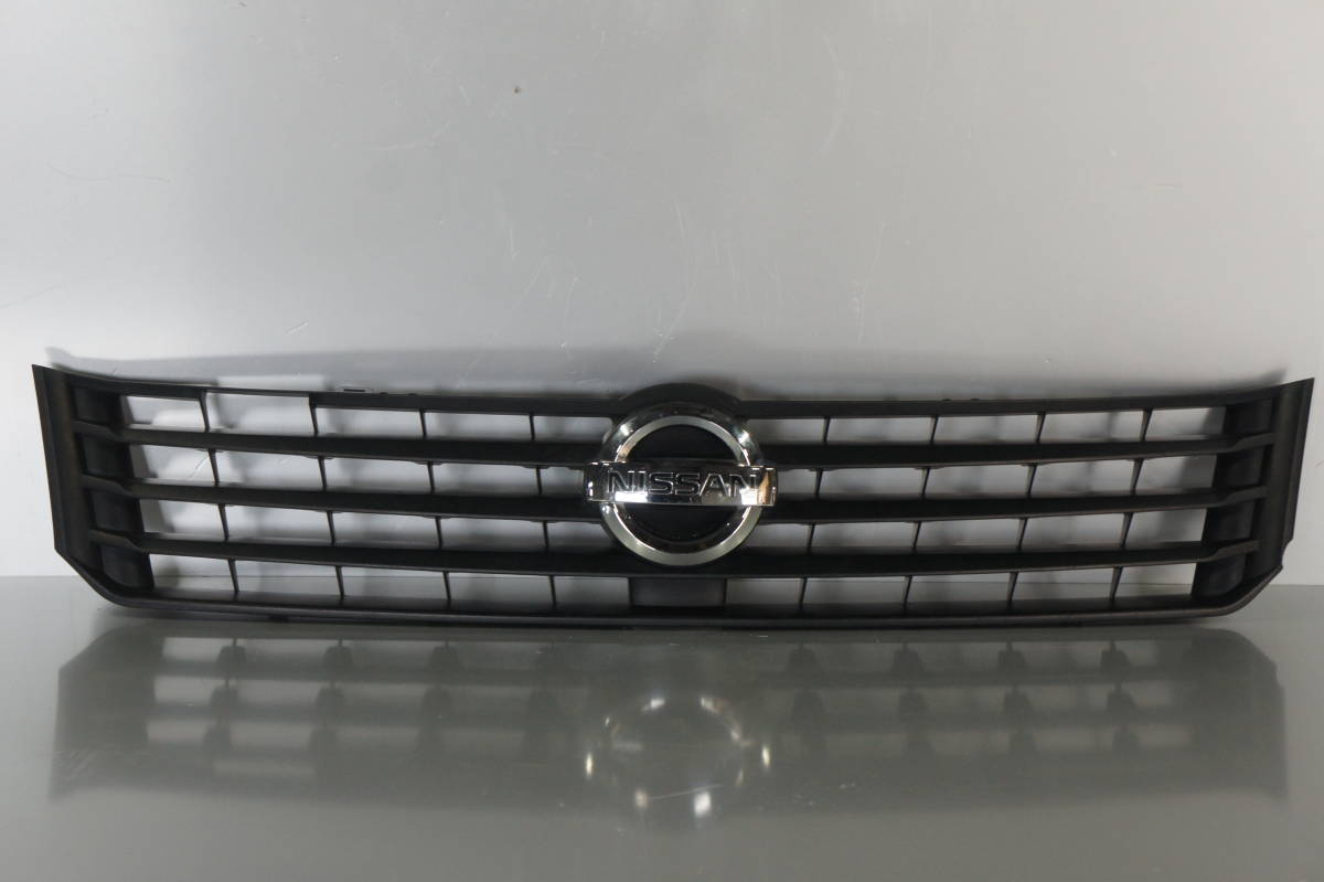 \最終値下げ/ ★ジャンク ニッサン ルークス ML21S 純正 フロント ラジエーターグリル 【62300-4A00C】 71741-82KA 〈45-I〉拍卖