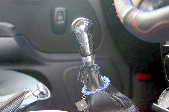 汎用シフトノブ type18 カーボン調Xクロムメッキ ブラック 黒 コブ付き MT ゲート式AT コラム式AT MT オートマ ミッション オートマチック拍卖