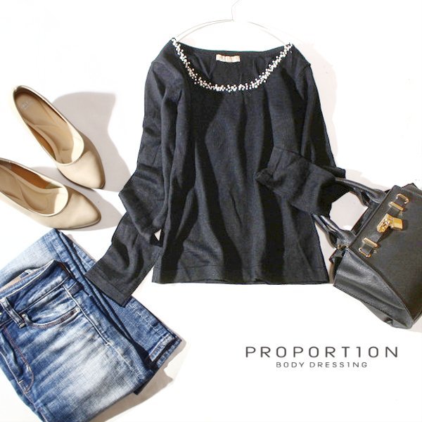 美品 PROPOTION BODY DRESSINGプロポーションボディドレッシング 綺麗め パールビーズ付き ニット プルオーバー 3号 春 秋 冬 24C01拍卖