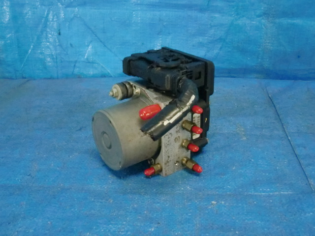 9A】【送料記載】 ブルーバードシルフィ TG10 / ABSアクチュエーター 47660-6N669 ボッシュ 47660-6N622 / 距離:19.326㎞ 【829182】拍卖