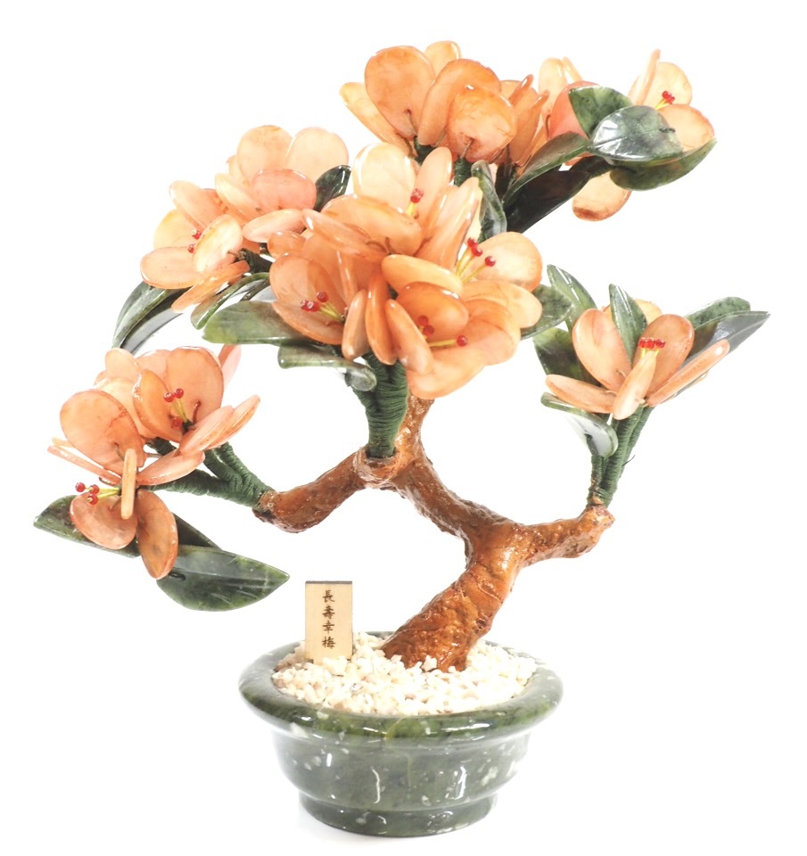 気温や湿度の影響を受けずメンテナンス不要で長くお楽しみ頂けます! 中国美術 人工観葉植物 長壽幸梅 1980年代 長寿 KEN512拍卖