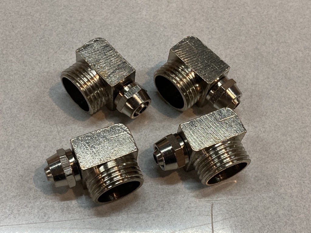 エアサス極低ホースジョイント 8MMホース-1/2NPT拍卖