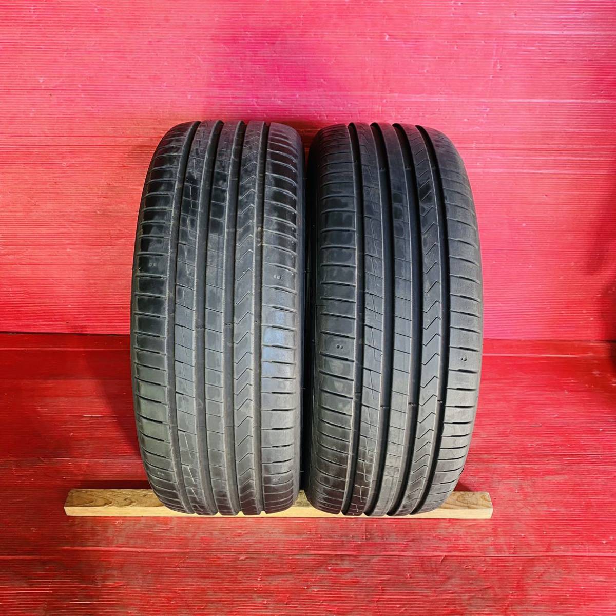 HANKOOK 225/55R17 外国産 2022年式 パンク修理なし ビード切れなし 汚れあり 2本セット拍卖