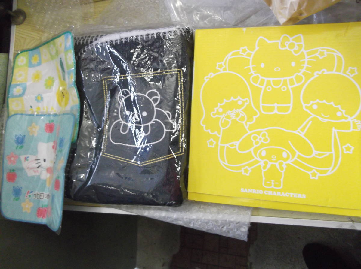 未使用品 サンリオ キティちゃん 大皿 リラックマ デニム調ブランケット ハンドタオル まとめて 現状渡し品 同梱不可拍卖
