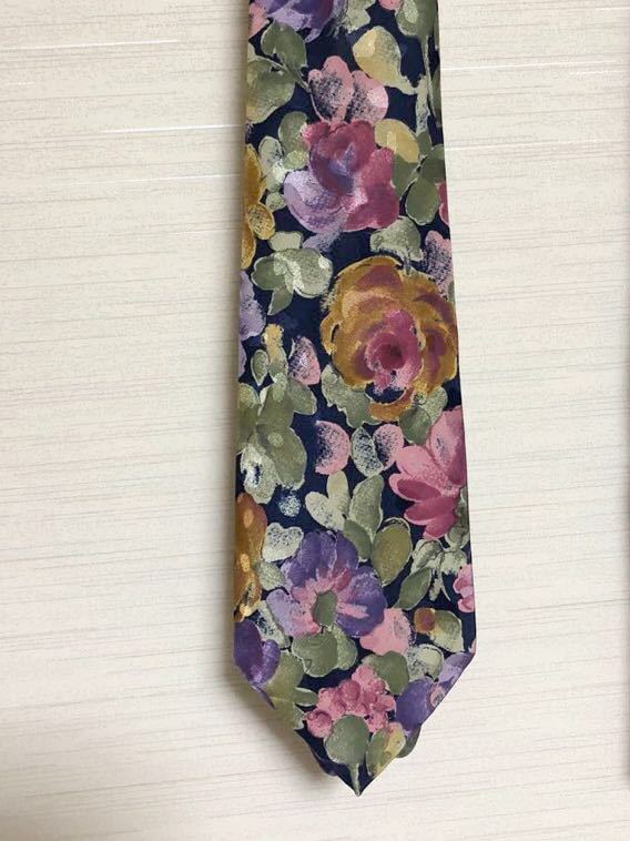 オリジナル手縫い ねくたい家 花柄ネクタイ ねくたいハウス拍卖