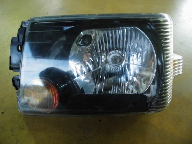 H20 クリッパー U71V 左 ヘッド ライト 中古品拍卖