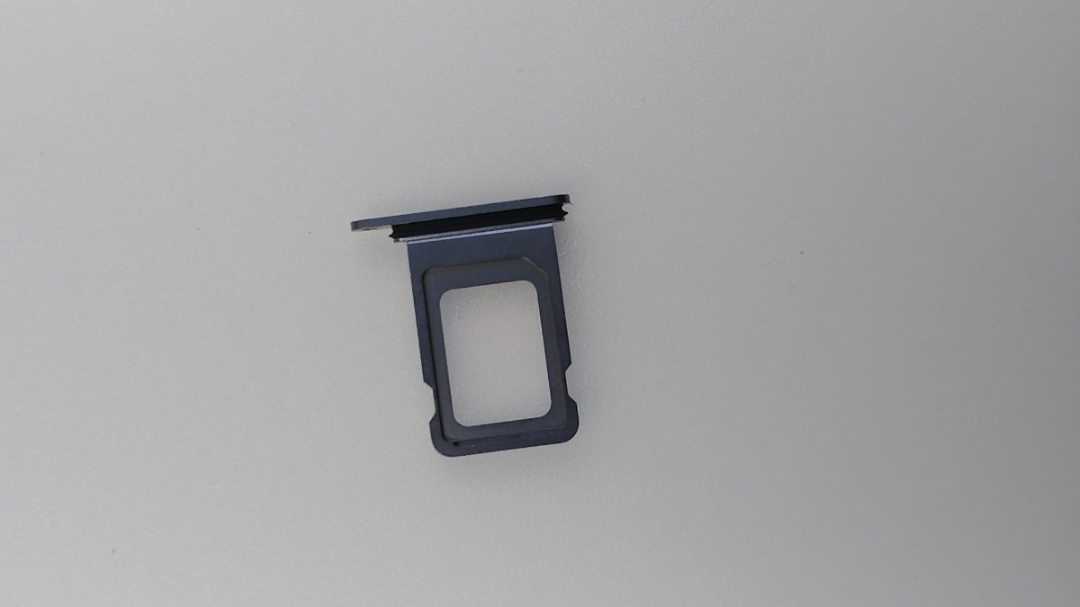 iPhone 13 pro 青 SIM+SIMカードトレイ ※拍卖