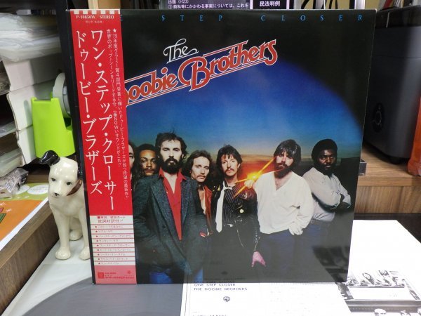 mQ8|【 LP / WARNER PIONEER JP MAT: W1/W2 / w/OBI 】ドゥービーブラザーズ ワンステップクローサー|The Doobie Brothers拍卖