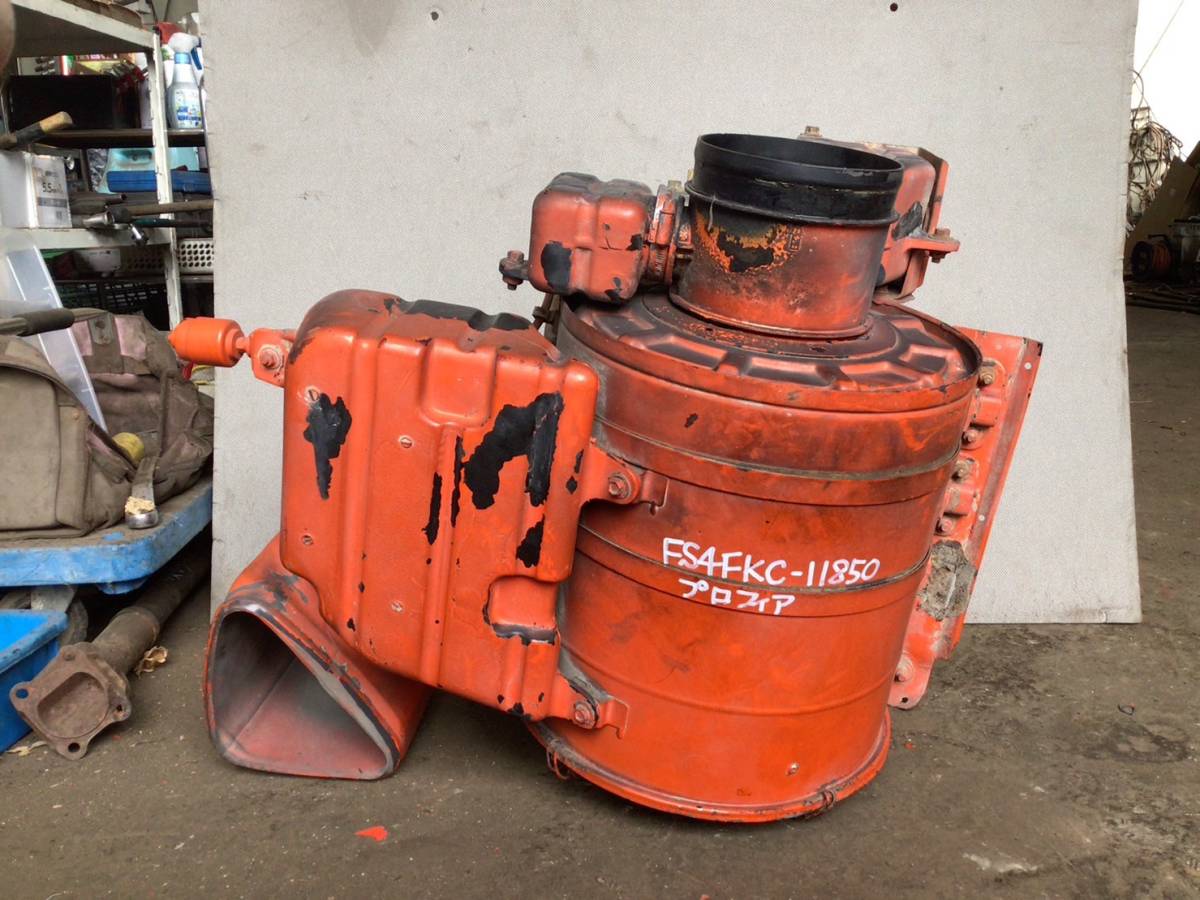 SF4FKC 日野 プロフィア エアークリーナー エレメントフィルターなし W 231213 即日発送可 200s拍卖