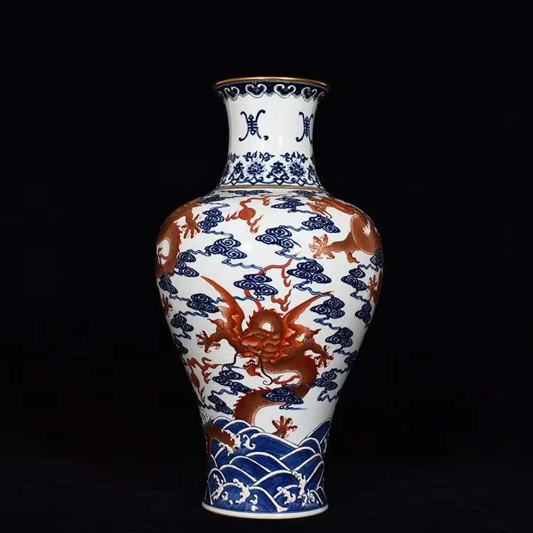 大清乾隆年製銘 染付 青花礬紅 描金五龍紋壽字觀音瓶 唐物 陶磁器 中国美術 工芸品 HB307拍卖