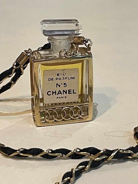 シャネル CHANEL COCO オールド ヴィンテージ NO5香水 パフューム ボトル チャーム ネックレス D4714拍卖
