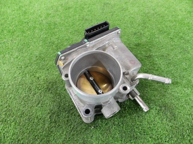 ウィッシュ DBA-ZNE10G ジャンク!! スロットルボディ/スロボ 1ZZ-FE 5J04 22030-22041 232237拍卖