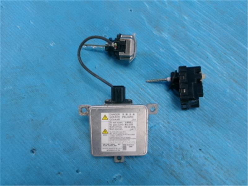 ホンダ 純正 CR-Z 《 ZF1 》 左ライトコントロールユニット 33119-SZT-G01 P11700-23012445拍卖